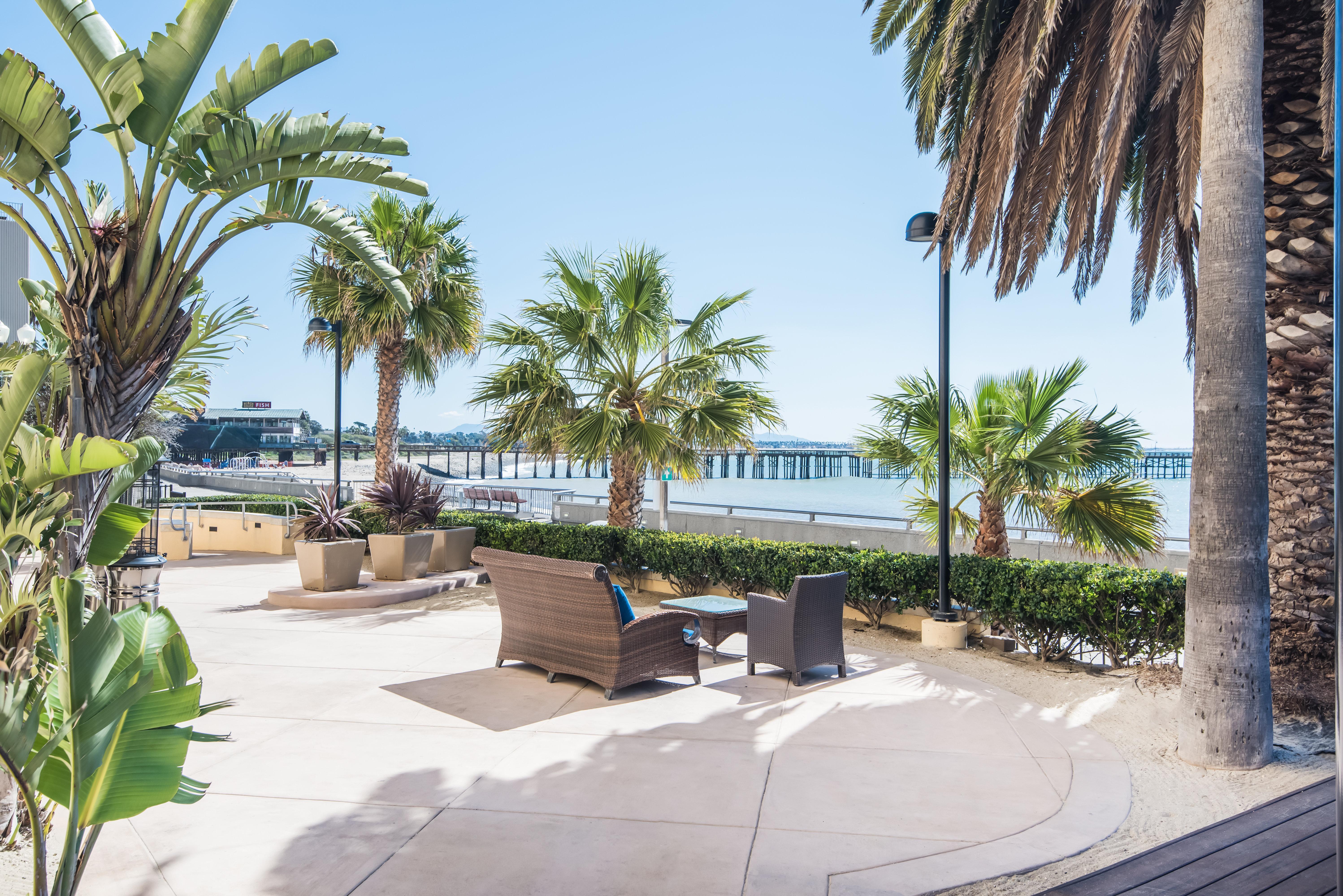 Crowne Plaza Ventura Beach By Ihg Экстерьер фото