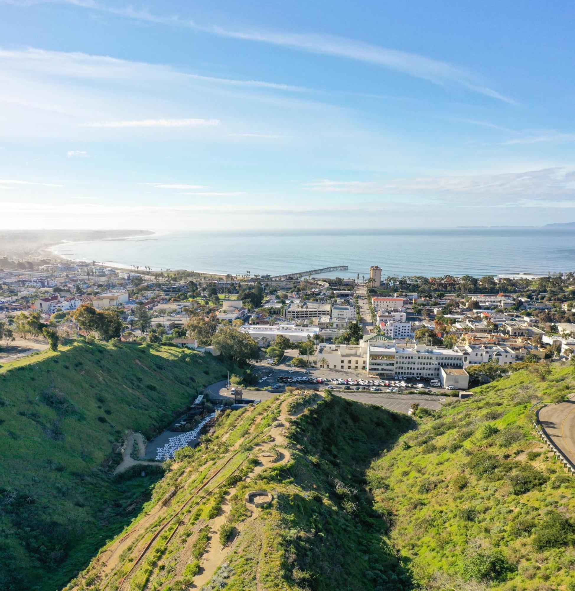 Crowne Plaza Ventura Beach By Ihg Экстерьер фото